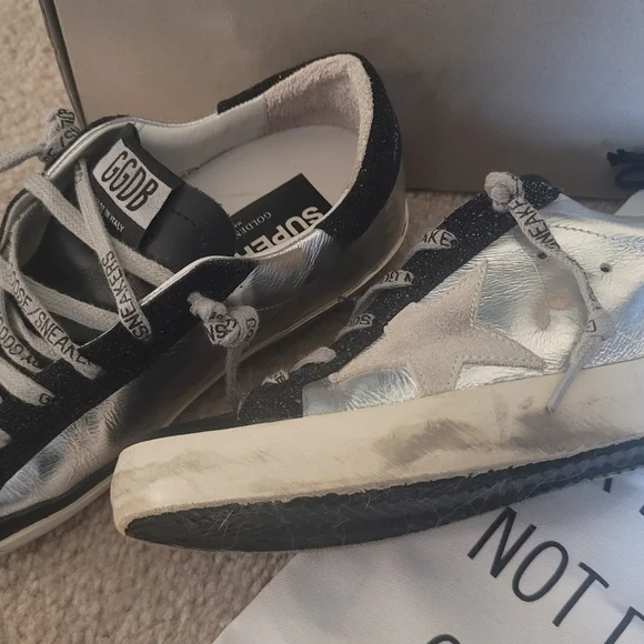 ❌️ SOLD ❌️ Golden Goose Superstar Sneakers (EU 36) - Picture 4 of 13